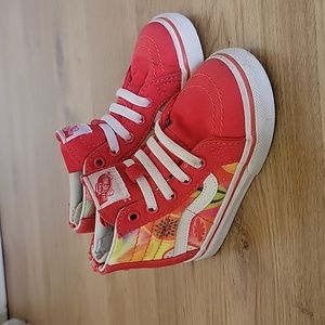 Toddler size 6 fruit vans